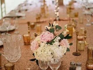 blush wedding decor