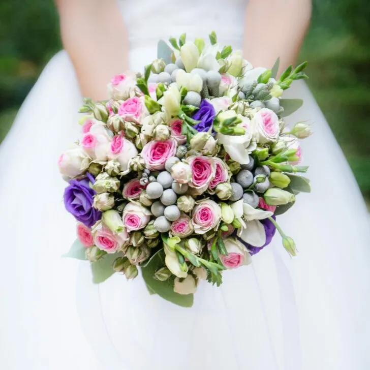 how to diy your wedding flowers