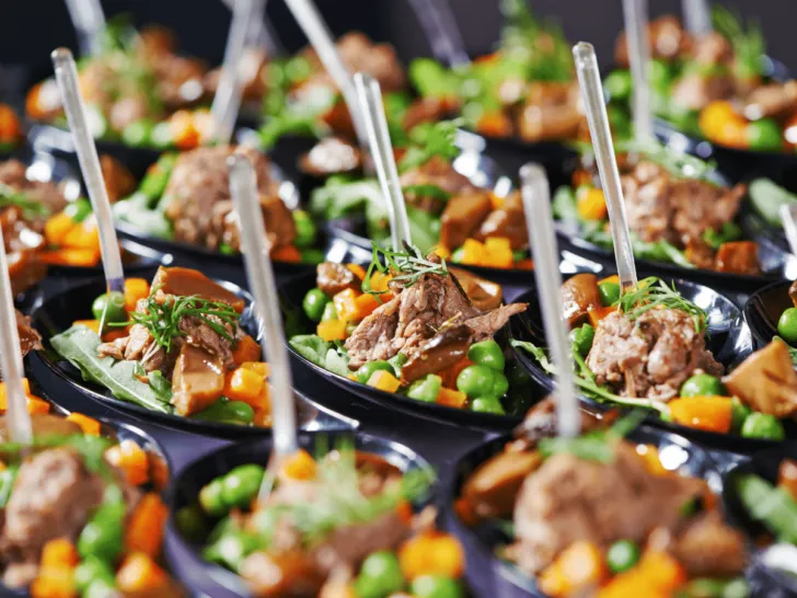 How to Save Money on Wedding Catering