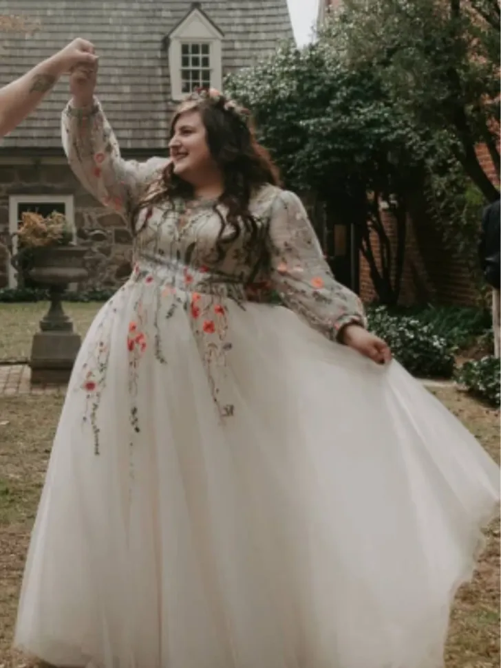 Unique Plus Size Fairytale Floral Embroidered Wedding Dress from leie on Etsy
