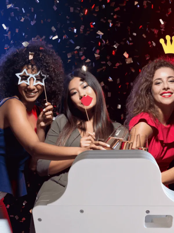 We’ve rounded up a list of items you could use to put together your own DIY wedding photo booth for your wedding reception. From backdrops to tech essentials and lighting, to props and accessories, here are some great finds to bring your photo booth dreams to life.