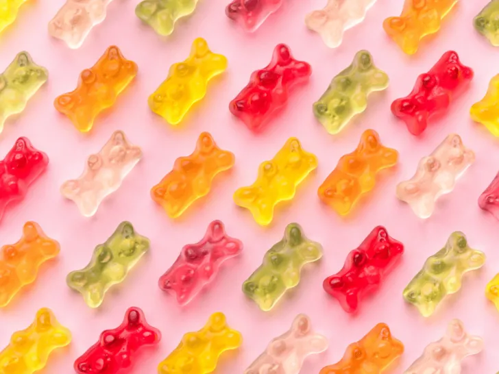 planning a wedding candy buffet