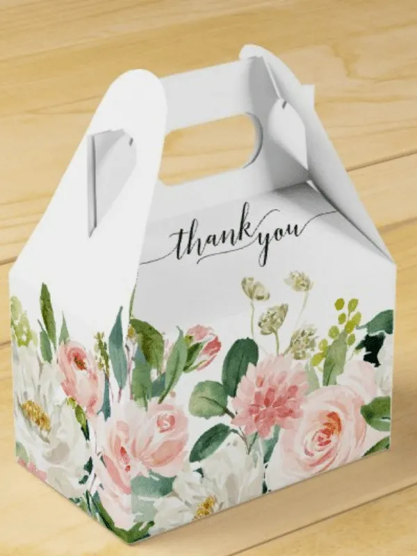 Creative, cute and affordable wedding favor packaging ideas and options from our favorite online resources.