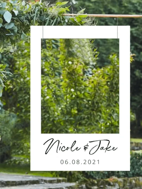 We’ve rounded up a list of items you could use to put together your own DIY wedding photo booth for your wedding reception. From backdrops to tech essentials and lighting, to props and accessories, here are some great finds to bring your photo booth dreams to life.