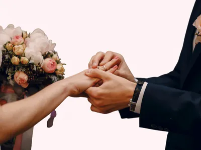 Joint Bank Account vs Separate Bank Accounts in Marriage