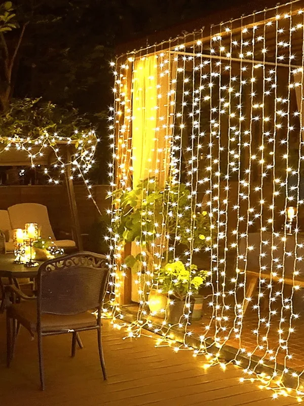 We’ve rounded up a list of items you could use to put together your own DIY wedding photo booth for your wedding reception. From backdrops to tech essentials and lighting, to props and accessories, here are some great finds to bring your photo booth dreams to life.