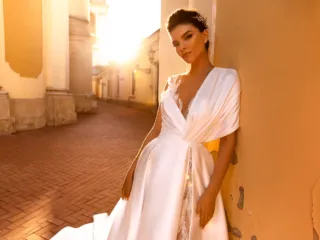 DWD_Devotion_Wedding_Dresses-Deal-Image