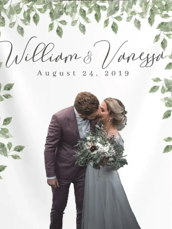 We’ve rounded up a list of items you could use to put together your own DIY wedding photo booth for your wedding reception. From backdrops to tech essentials and lighting, to props and accessories, here are some great finds to bring your photo booth dreams to life.